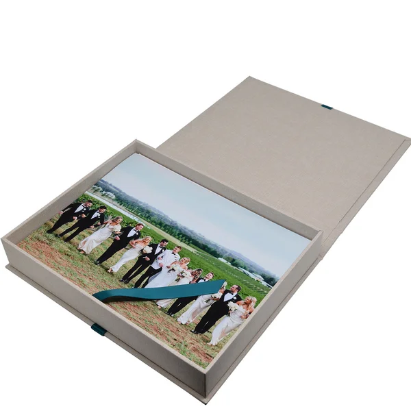 custom-album-packaging-boxes